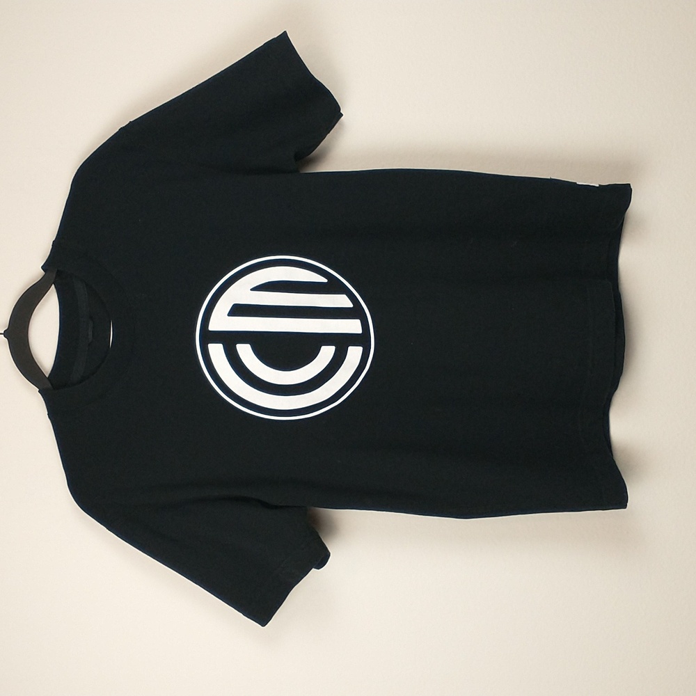 Reigning Champ Shirt Mens Small Black Short Sleeve Cotton Crewneck Logo